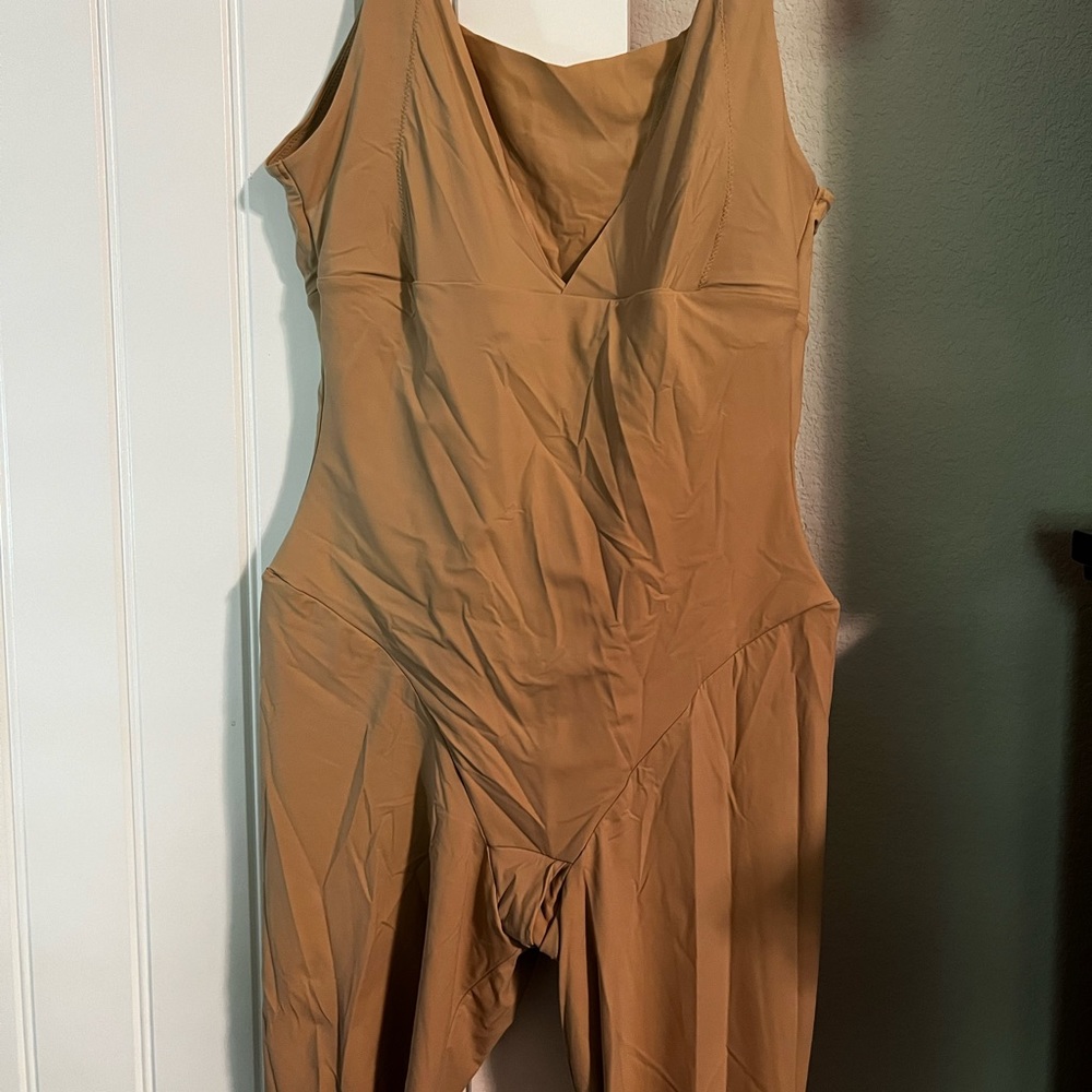 Maidenform shapewear
